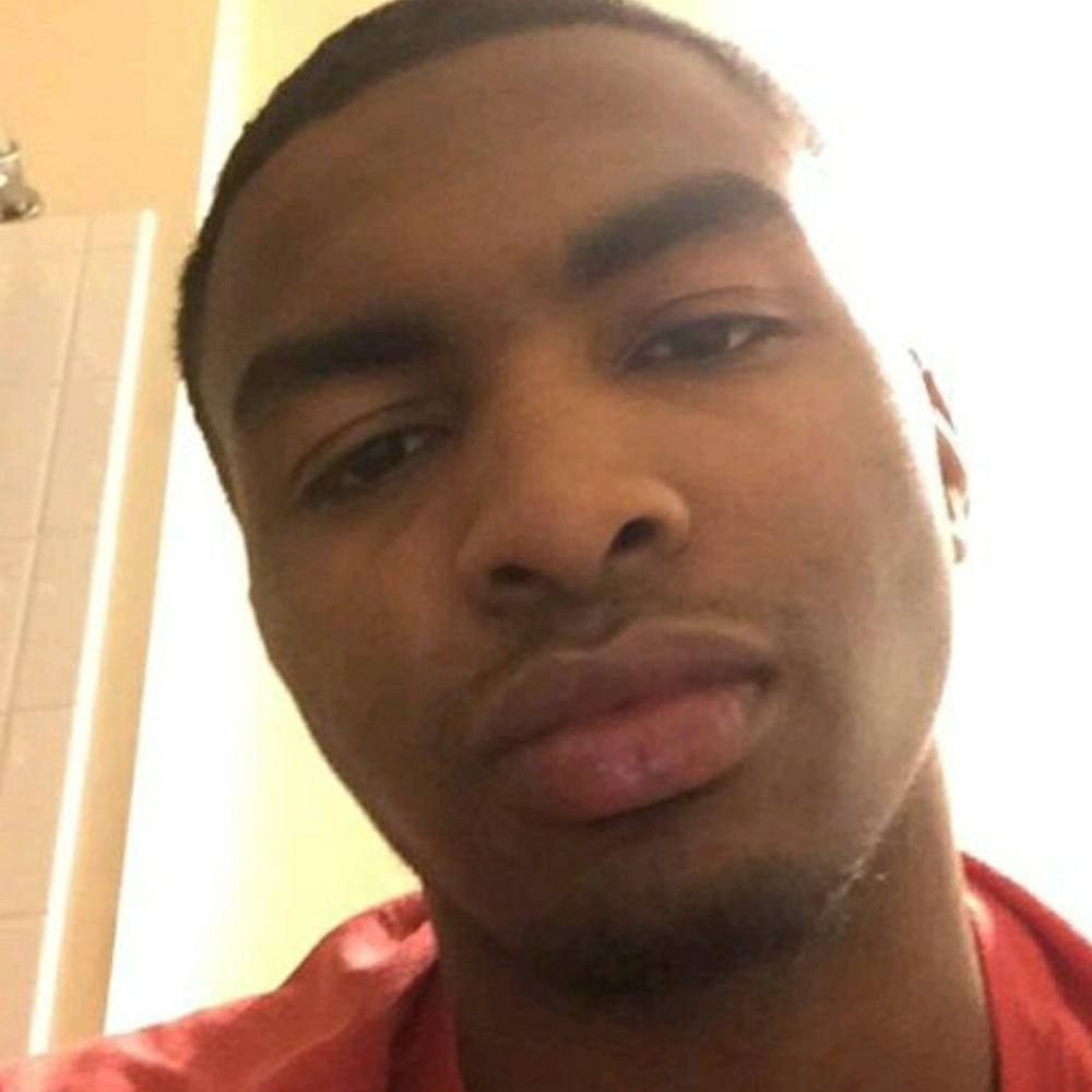 Meet your Posher, Leon